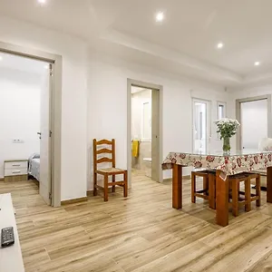 https://cdiz-caleta-de-cdiz-3.es-andalucia.com