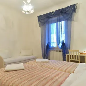 https://gisa-rooms.it-romehotels.com