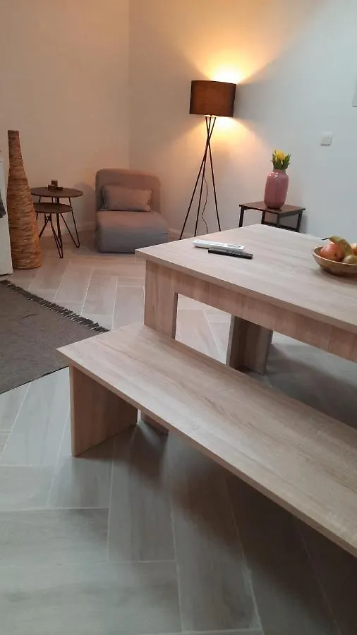 Suite City Center In Quiet Street & Airco Amberes 0*,  Bélgica